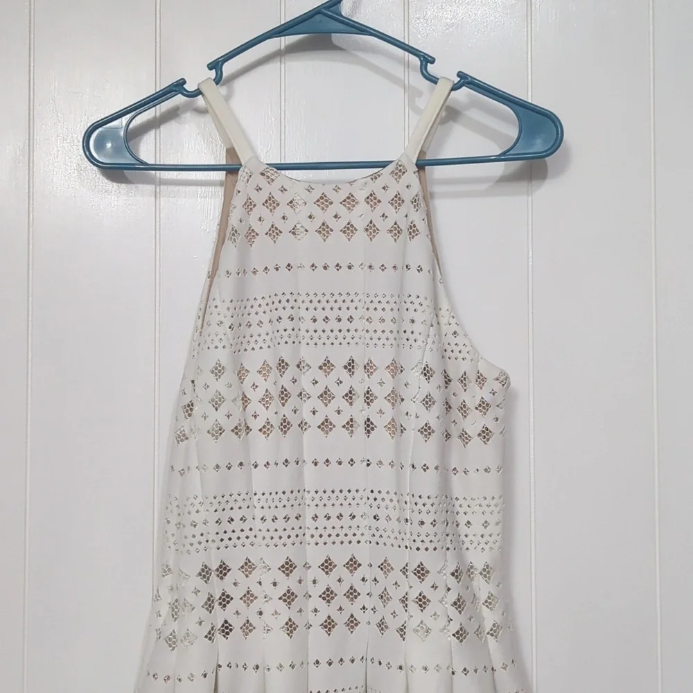 Like New Beautiful Eliza J Lace Stunning Dress